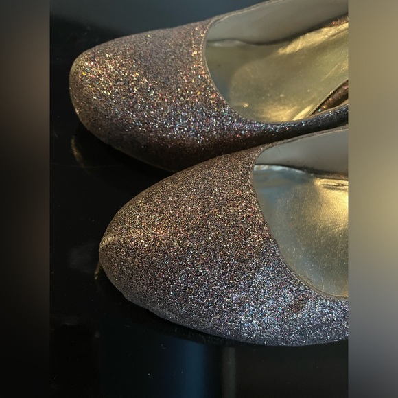 Steve Madden pink silver glitter, sparkle stiletto, 4.5” heel, P-Miami, size 8.5 - Picture 5 of 7